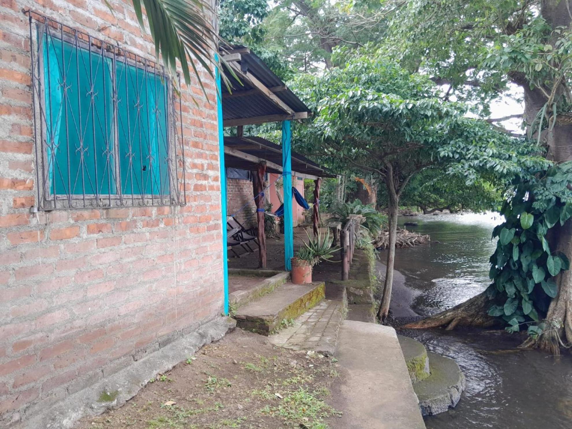 Hostel Los Chocoyos Mérida Екстериор снимка