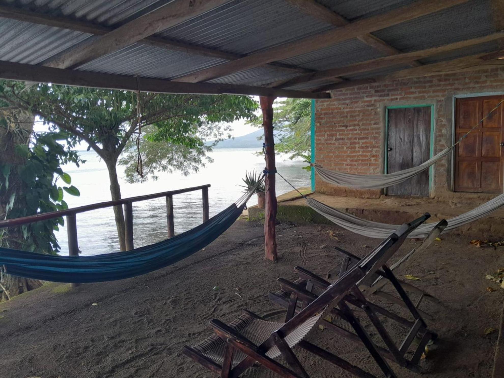 Hostel Los Chocoyos Mérida Екстериор снимка