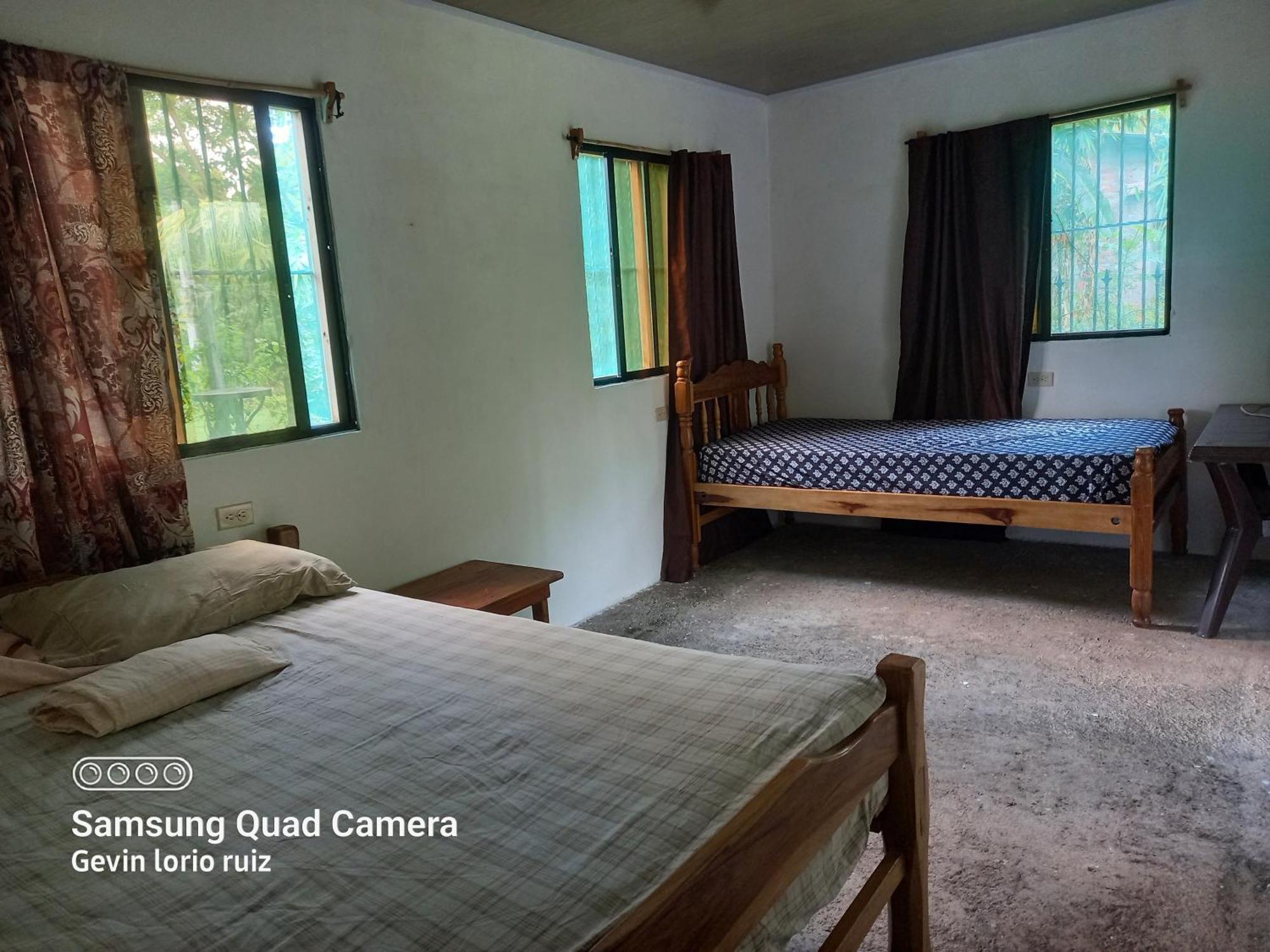Hostel Los Chocoyos Mérida Стая снимка